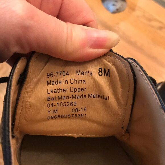 Chaps Men’s Black Leather Oxfords Sz 8 Near New - Picture 8 of 10